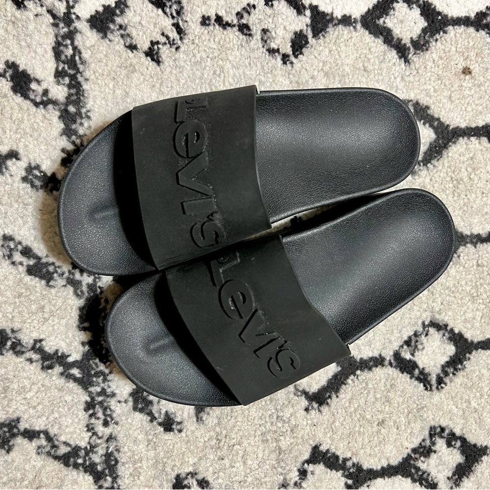 Levi’s Platform Slide Sandals